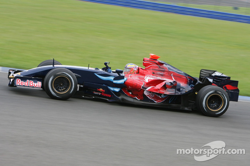 2007: Toro-Rosso-Ferrari STR2