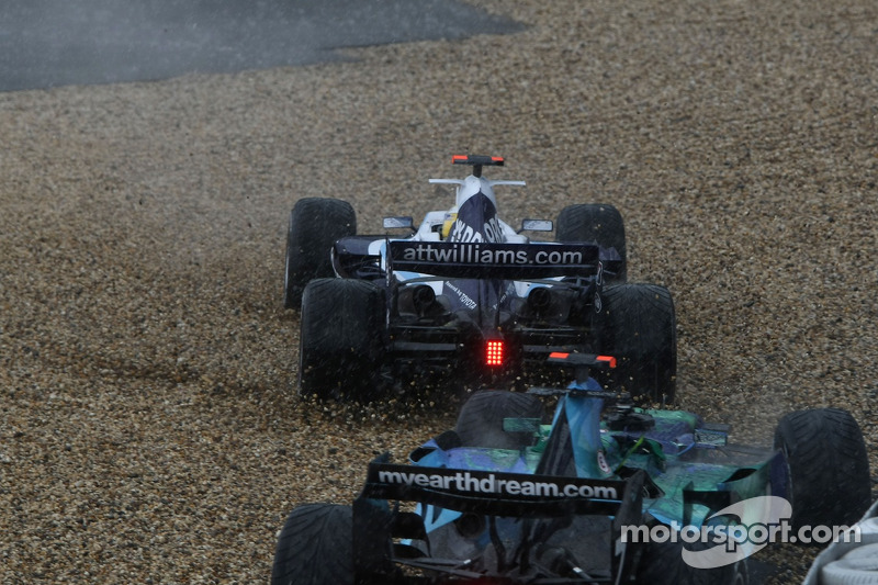 Ніко Росберг, WilliamsF1 Team, FW29, вилітає з траси