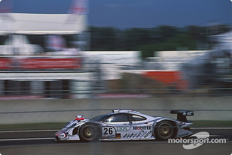 Porsche AG Porsche 911 GT1-98 : Allan McNish, Stéphane Ortelli, Laurent Aiello