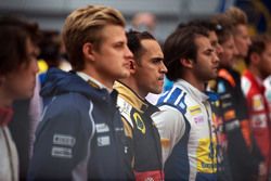 Pastor Maldonado, Lotus F1 Team en la parilla en el himno nacional