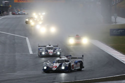 #1 Toyota Racing Toyota TS040 Hybrid : Sébastien Buemi, Anthony Davidson, Kazuki Nakajima et #2 Toyota Racing Toyota TS040 Hybrid : Alexander Wurz, Stéphane Sarrazin, Mike Conway