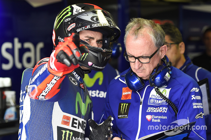 Lorenzo commence dans la zone rouge