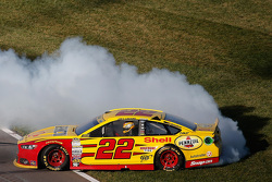 Ganador, Joey Logano, Team Penske Ford