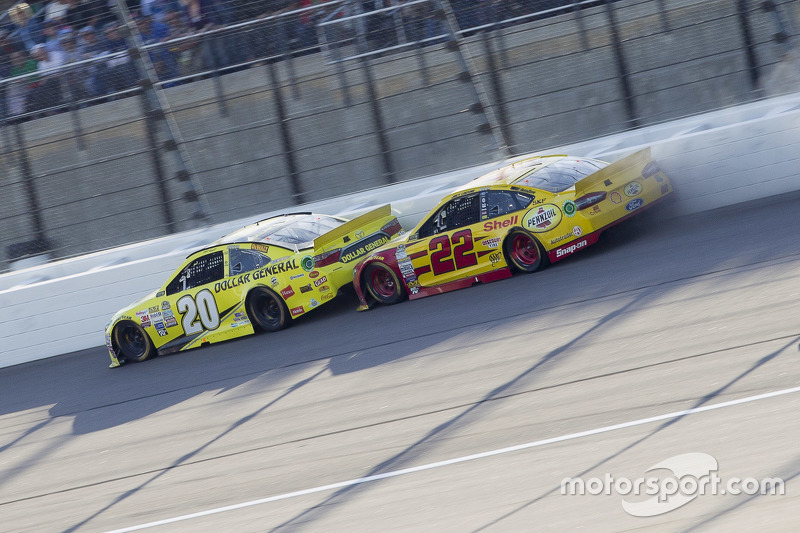 Kenseth contre Logano