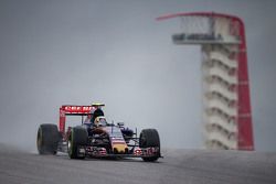 Carlos Sainz Jr, Scuderia Toro Rosso STR10
