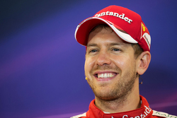 Tercer lugar, Sebastian Vettel, Ferrari en la conferencia de prensa de la FIA