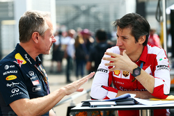 Jonathan Wheatley, Team Manager Red Bull Racing con Massimo Rivola, Direttore Sportivo Ferrari