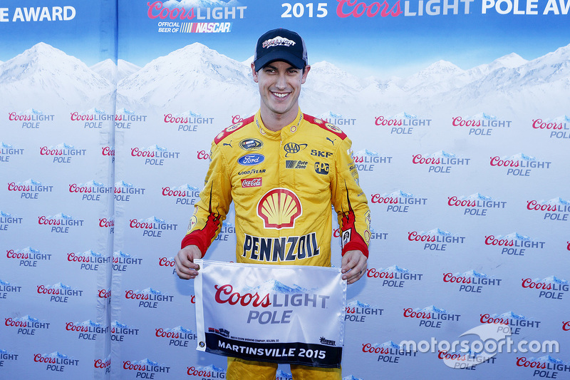 Martinsville: Joey Logano weiter auf Kurs