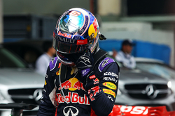 Даниэль Риккардо, Red Bull Racing в закрытом парке во время квалификации