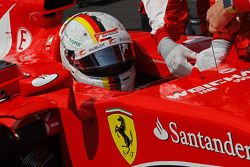 Sebastian Vettel, Ferrari SF15-T sur la grille