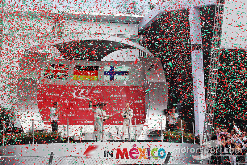 Podium: Lewis Hamilton, Mercedes AMG F