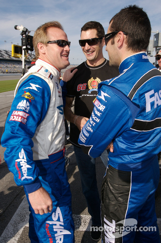kenny wallace max papis and dario franchitti at daytona lee speedway lights