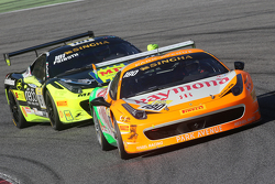 #180 Kessel Racing Ferrari 458 Italia, Gautam, Singhania voor #181 Ineco MP - Racing Ferrari 458: Er