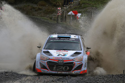 Kevin Abbring en Sebastian Marshall, Hyundai i20 WRC, Hyundai Motorsport