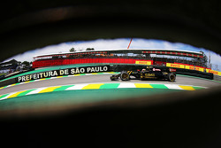 Пастор Мальдонадо, Lotus F1 E23