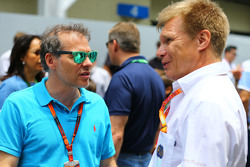 Jacques Villeneuve con Mika Salo