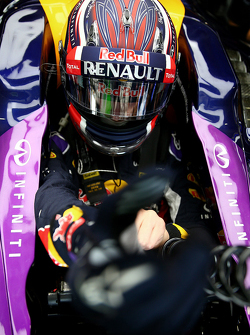 Daniil Kvyat, Red Bull Racing RB11