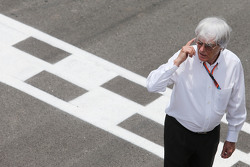 Bernie Ecclestone, op de grid