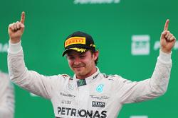 Winnaar Nico Rosberg, Mercedes AMG F1 viert op het podium