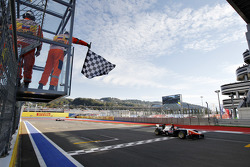 Ganador carrera 1 Luca Ghiotto, Trident
