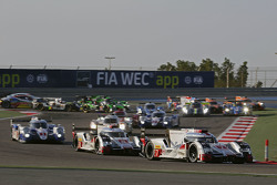 #7 Audi Sport Team Joest Audi R18 e-tron quattro: Марсель Фесслер, Андре Лоттерер, Бенуа Трелюйе