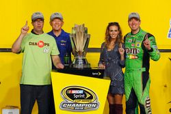 Championship Victory lane: 2015 NASCAR Spring Cup Champion Kyle Busch, Joe Gibbs Racing Toyota with wife Samantha, J.D. and Joe Gibbs