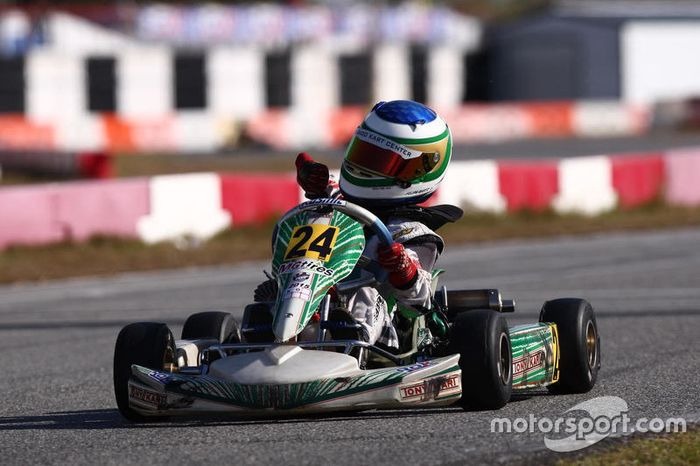 Felipe Bartz no kart