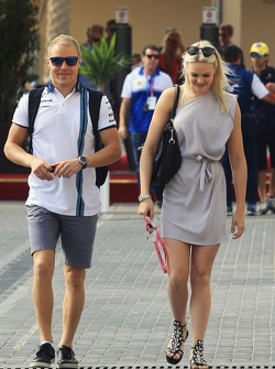 Valtteri Bottas, Williams con su novia Emilia Pikkarainen