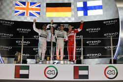 Podium: Winnaar Nico Rosberg, Mercedes AMG F1 Team, tweede Lewis Hamilton, Mercedes AMG F1 Team, der