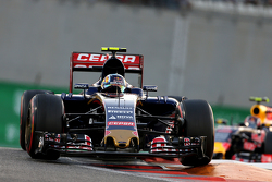 Карлос Сайнс мл., Scuderia Toro Rosso