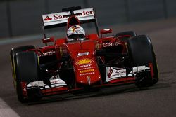 Sebastian Vettel, Ferrari SF15-T