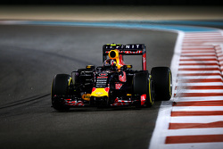 Даниил Квят, Red Bull Racing RB11