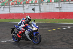 Jorge Lorenzo, Yamaha Factory Racing con la Yamaha YZF-R3
