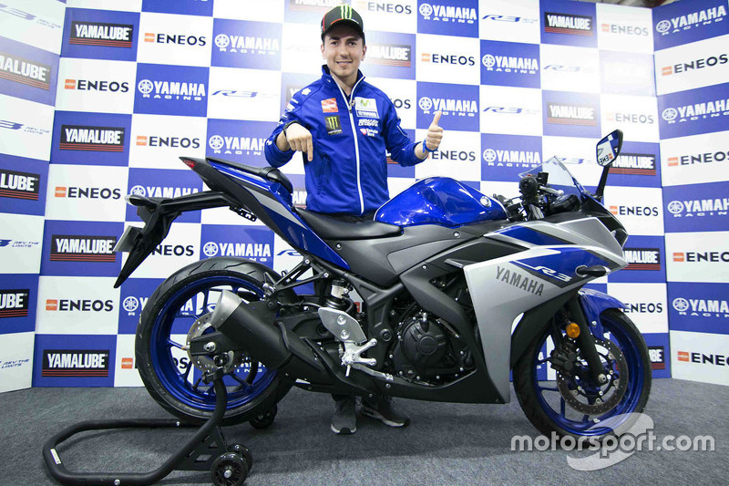 Jorge Lorenzo, Yamaha Factory Racing, mit der Yamaha YZF-R3