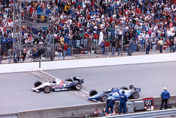Fotofinish: 1. Al Unser Jr., 2. Scott Goodyear