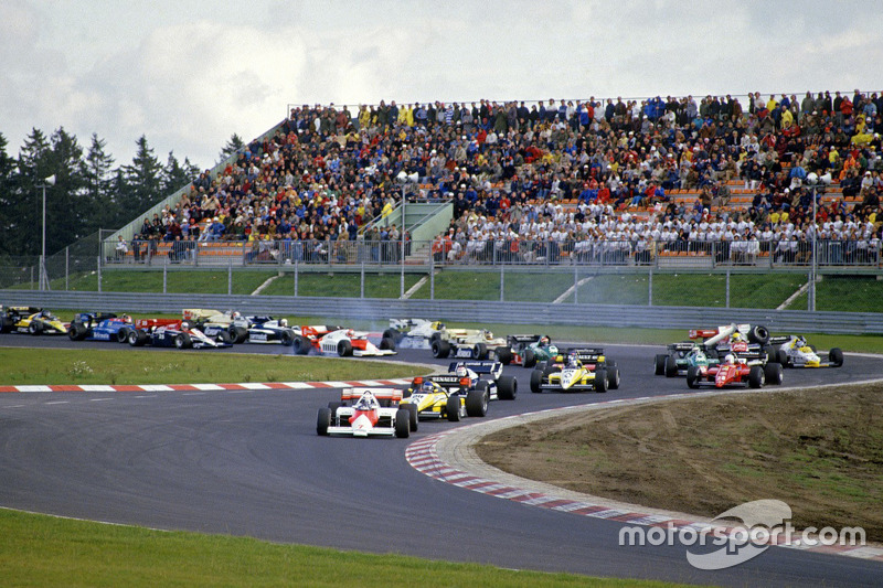 Keke Rosberg, Williams in trouble on first lap