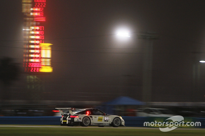 #911 Porsche Team North America Porsche 911 RSR: Nick Tandy, Patrick Pilet, Kevin Estre