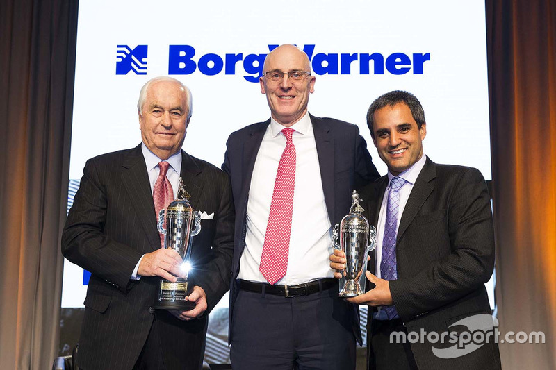 Roger Penske James Verrier Ceo Of Borgwarner And Juan Pablo Roger Penske James Verrier Ceo Of Borgwarner And Juan Pablo Montoya With Baby Borg Trophies At Warner Trophy