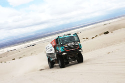 #516 Iveco: Ton van Genugten, Anton van Limpt, Peter van Eerd