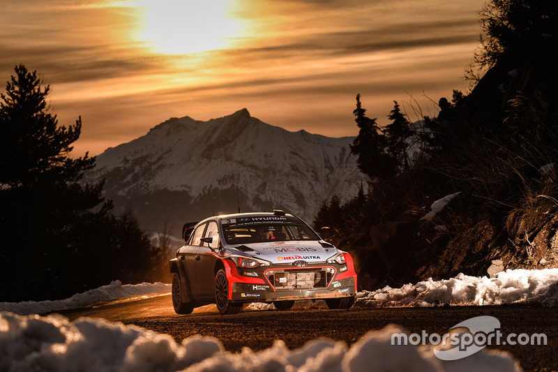 Dubbele scratch voor Neuville