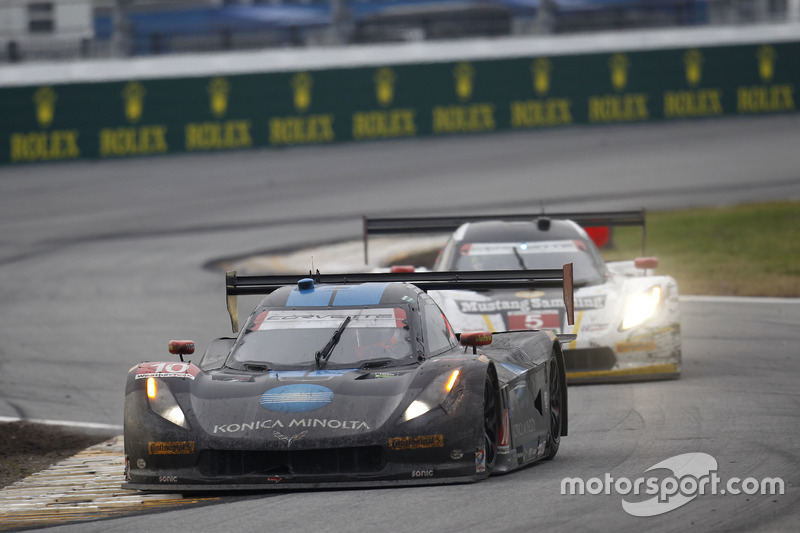 #10 Wayne Taylor Racing Corvette DP: Ricky Taylor, Jordan Taylor, Max Angelelli, Rubens Barrichello