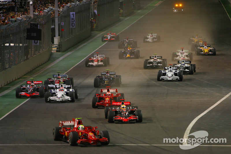 Start: Felipe Massa, Scuderia Ferrari, F2008, führt