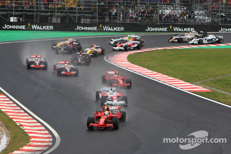 Felipe Massa, Scuderia Ferrari lidera