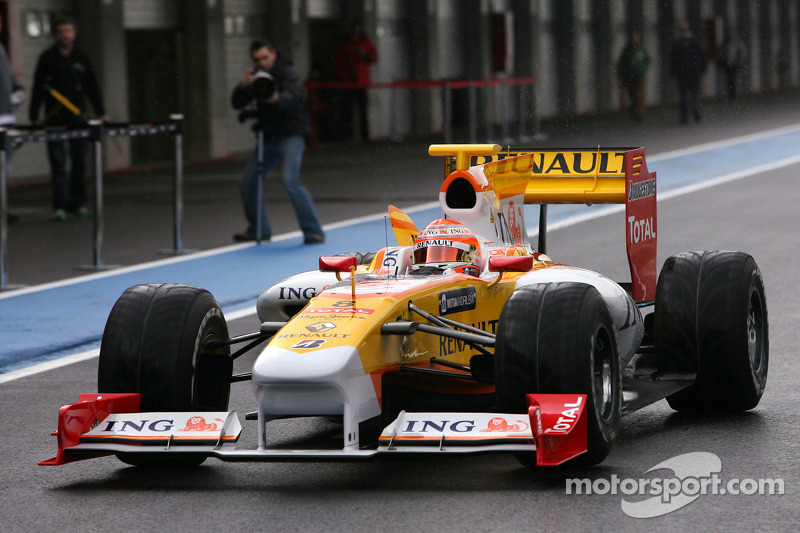 Nelson A. Piquet, Renault F1 Team, in the new R29