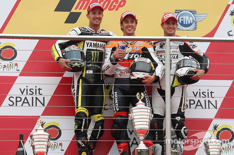 Podium: race winner Andrea Dovizioso, Repsol Honda Team, second place Colin Edwards, Monster Yamaha 