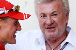 Міхаель ШУмахер, Scuderia Ferrari, і його менеджер Віллі Вебер