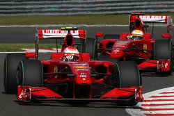 Kimi Raikkonen, Scuderia Ferrari, Luca Badoer, Scuderia Ferrari