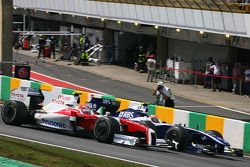 Kamui Kobayashi, Toyota F1 Team e Kazuki Nakajima, Williams F1 Team