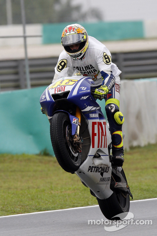 2009 MotoGP champion Valentino Rossi, Fiat Yamaha Team celebrates