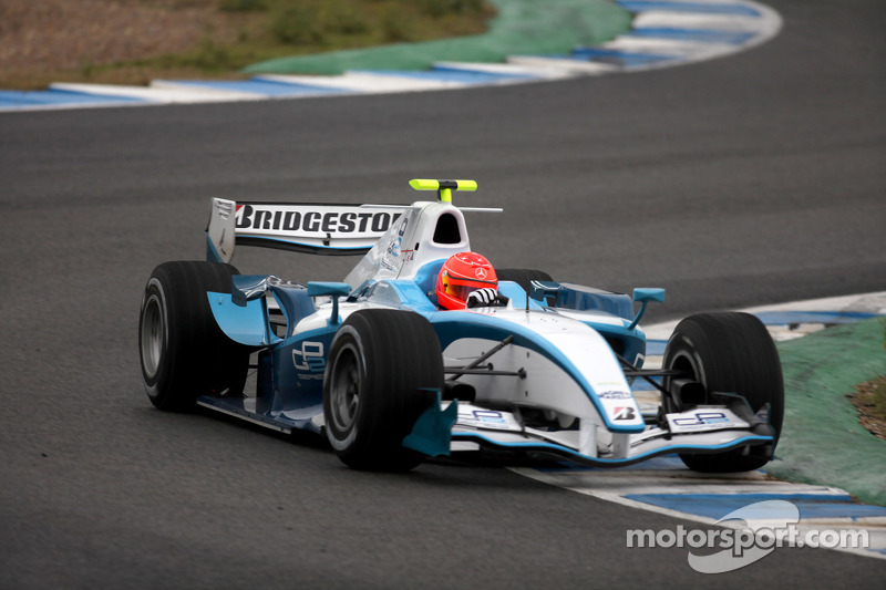 Michael Schumacher teste une GP2